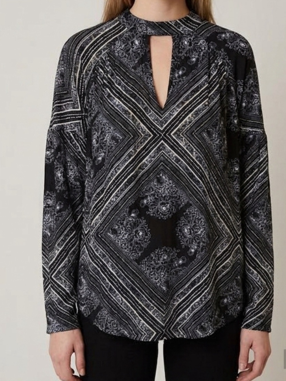 Free People Womens Top Sz S Walking On A Dream Black & White High Neck Casual